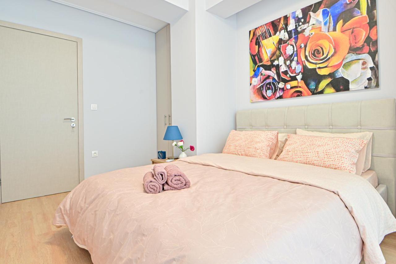 Beautiful New Apartment 5 Min From Piraeus Port Exterior photo